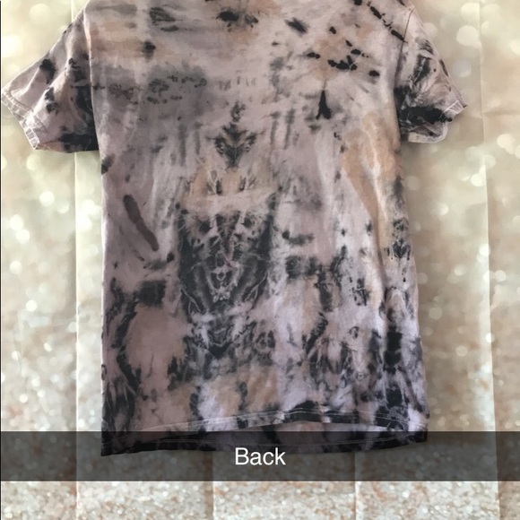 V-Neck tie dyed shirt - Picture 2 of 2